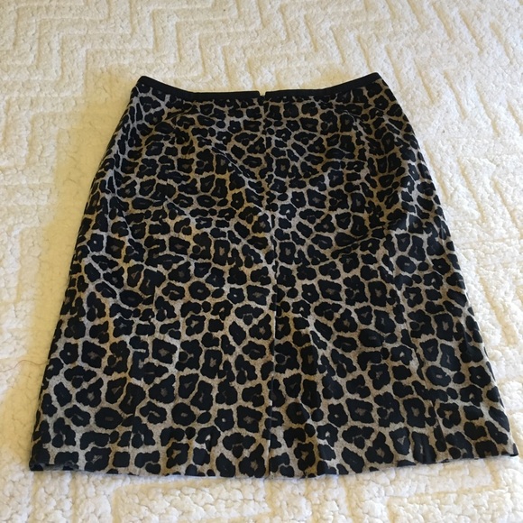 Liz Claiborne Micro Suede Animal Print Skirt - Picture 5 of 9